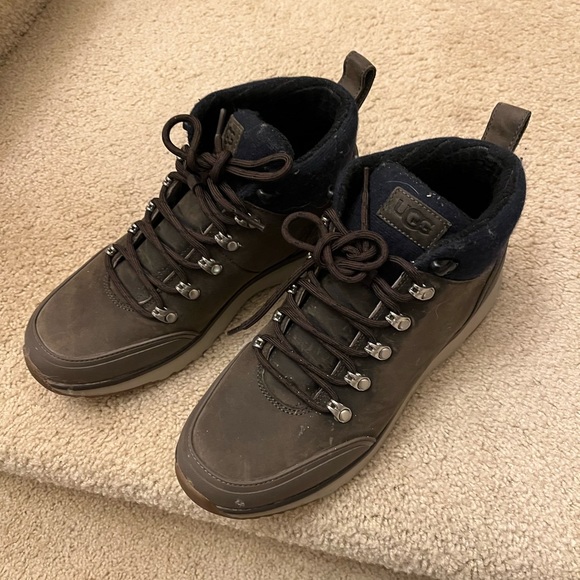 Men’s Ugg Lace Up Boots - Picture 1 of 1